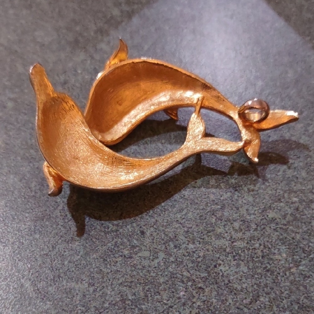 Charming Vintage Gold and Tan Dolphin Pendant - Picture 2 of 5